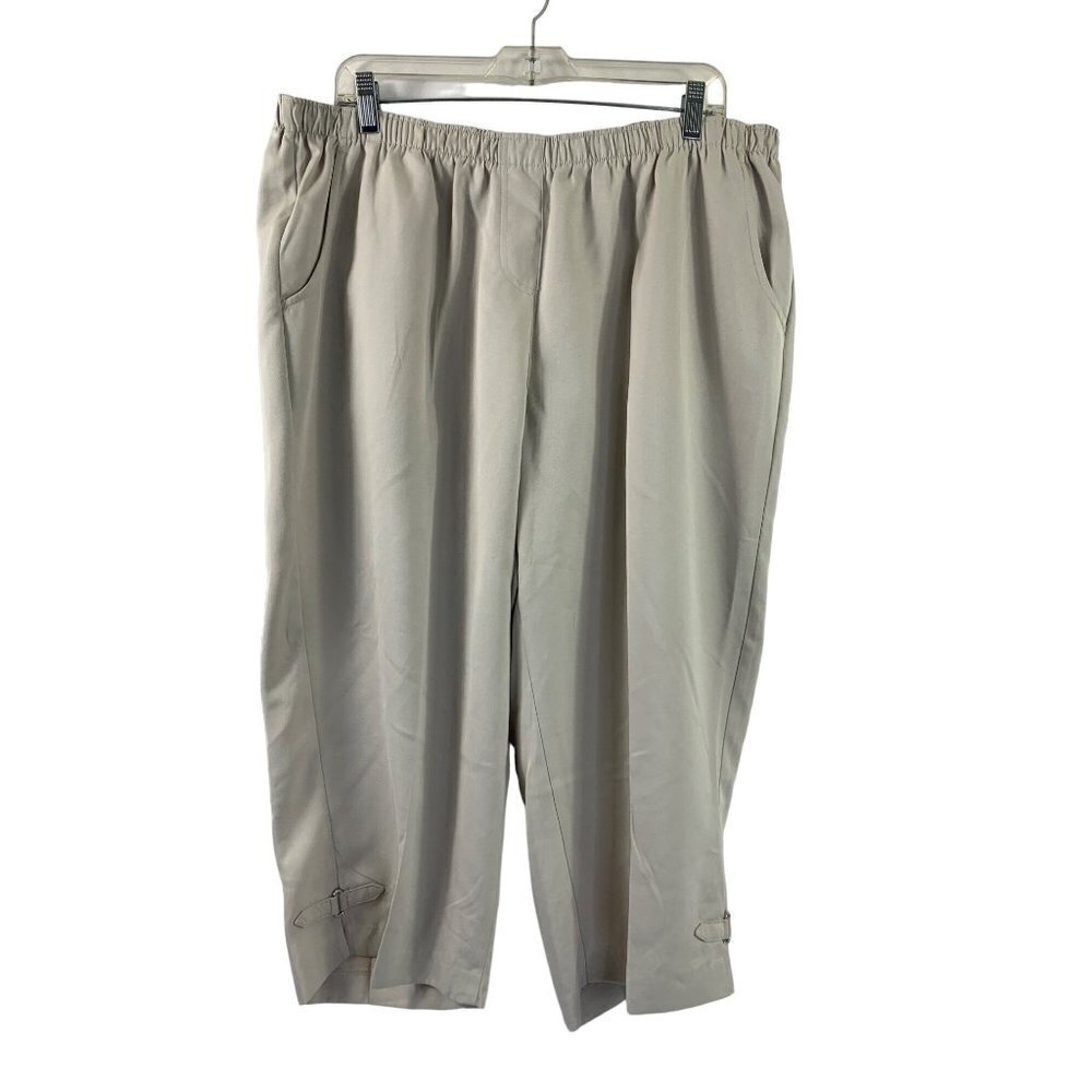 Allison Daley Women's Light Tan Capris
